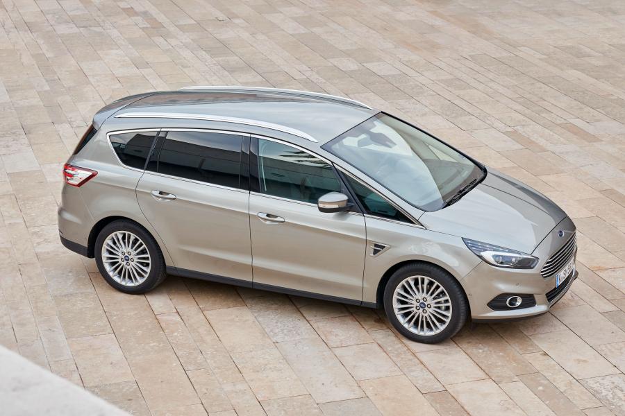  Ford S-Max 2015 года  (фото 10 из 30)